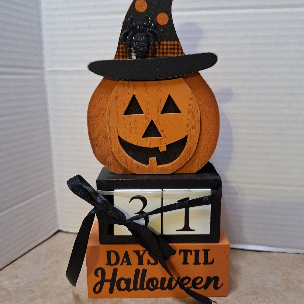 Creative Design Wood Jack O Lantern Pumpkin Halloween Daily Countdown Calendar